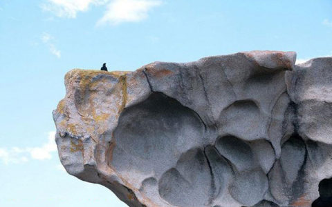 سنگ هایی با اشکال عجیب!