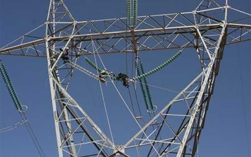 تخطی دکلهای مخابراتی از ضوابط شهرسازی