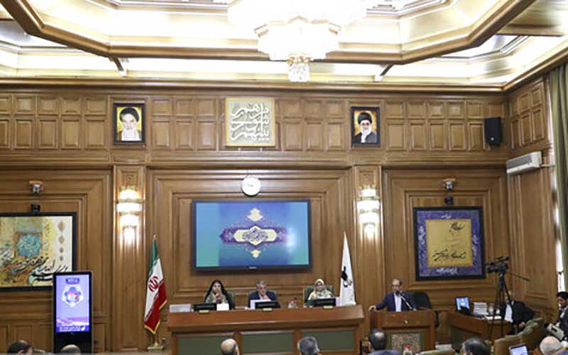 از بسته شدن پل ولنجک توسط پلیس تا طراحی جدید کانکسهای پلیس