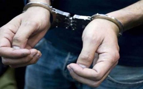 تحویل کاغذ باطله به جای پول 1 تحویل کاغذ باطله به جای پول