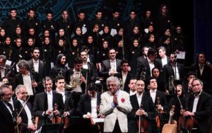 ارکستر سمفونیک تهران آثار چکناواریان را اجرا می کند