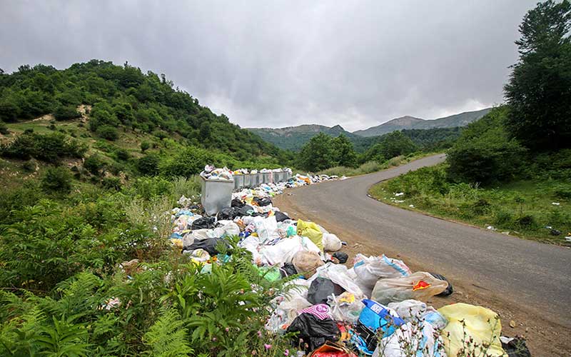 استان‌های شمالی درگیر با بحران زباله
