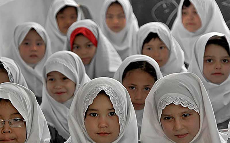 امکان ثبت‌نام دانش‌آموزان اتباع جامانده در مدارس