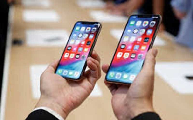 اپل-دست-به-دامان-سامسونگ-شد