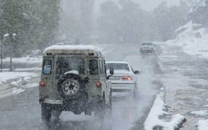 بارش برف و باران در محورهای شمالی کشور