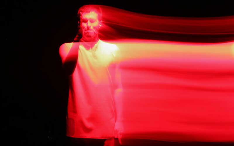 تجربه زندگی در یک بازی رایانه‌ای