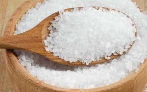 حذف-یا-کاهش-مصرف-نمک-طبیعی-باعث-ابتلا-به-بیماریهای-قلبی-و-کلیوی
