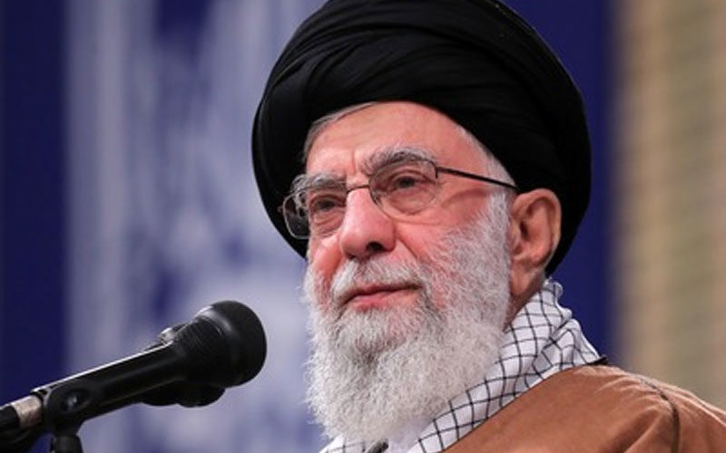 حمایت-رهبر-انقلاب-از-تصمیم-سران-قوا-در-رابطه-با-گرانی-بنزین
