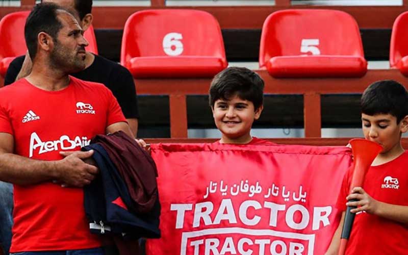 درهای ورزشگاه یادگار امام از ساعت 13 باز شد