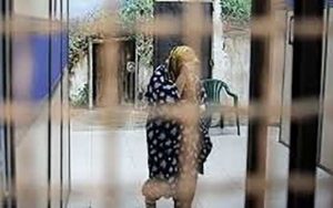 دستبند الکترونیک به یاری مادران زندانی می آید