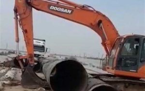 دعوای-بین-شهرداری-و-مدیریت-بحران-برای-کرمان-سیل‌بند-نمی‌شود