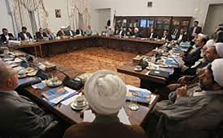 دوعضوی-که-جلسات-شورای-انقلاب-فرهنگی-را-به-محل-دعوای-شخصی-تبدیل-کرده-اند