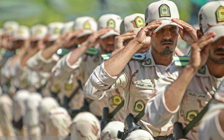 سربازان فراری چگونه می‌توانند معافیت ایثارگری دریافت کنند؟
