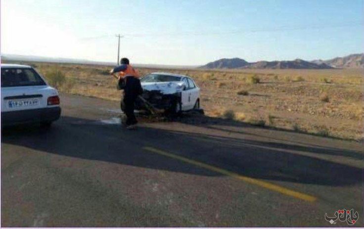 شاخ به شاخ سراتو با وانت پیکان 1