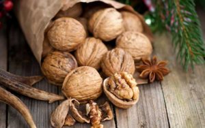 فواید-گردو-و-تاثیرات-آن-بر-بدن-انسان-چیست؟