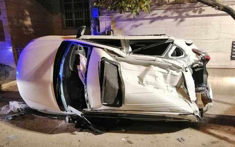 له شدن تیگو ۵ پس از تصادف با ۲ خودرو