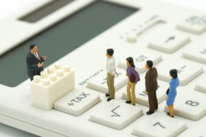 مالیات-گرفتن-از-میلیاردر-ها-با-سامانه-فقیر-یاب