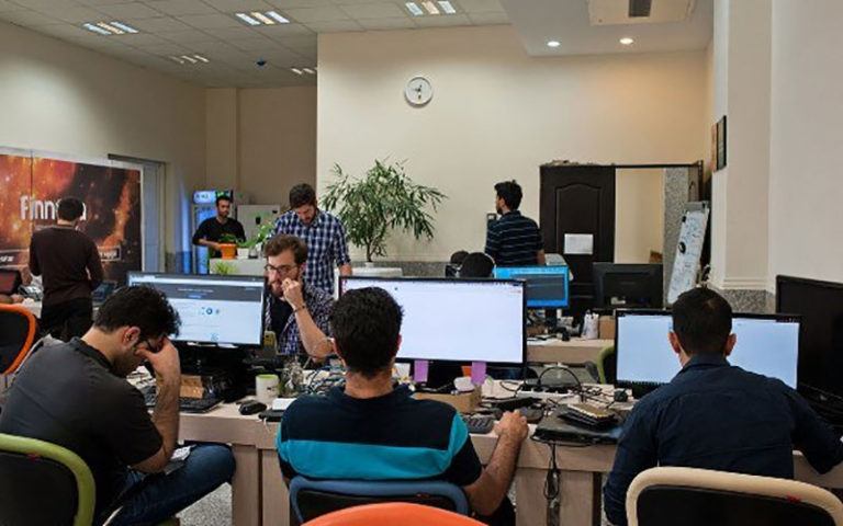 محدودیت-کسب-و-کار-ایرانی-توسط-سرویس-دهندگان-خارجی