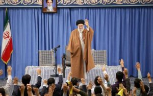 مخالفت-دوباره-رهبر-انقلاب-با-مذاکره-تهران–واشنگتن–تیتر-رسانه‌های-عربی