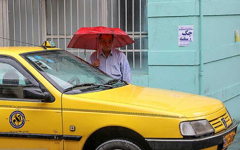معرفی تاکسی‌های غیرفعال در روزهای بارندگی به 1888