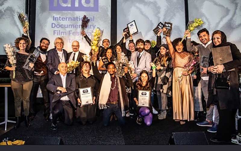 مهرداد اسکویی بهترین کارگردان «ایدفا» شد