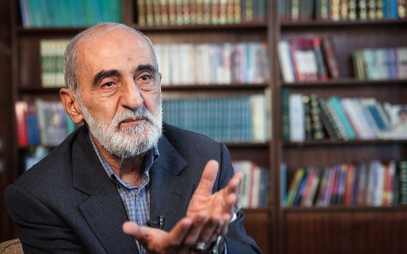 شریعتمداری: FATF یعنی خودکشی از ترس مرگ