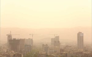 آیا-والدین-می‌توانند-در-آلودگی-هوا-و-تعطیلی-مدارس-مرخصی-بگیرند؟