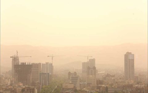 فیلم /آیا والدین می‌توانند در آلودگی هوا و تعطیلی مدارس مرخصی بگیرند؟