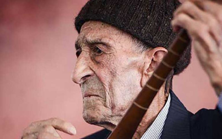 استاد سلمانی، دوتارنواز قدیمی خراسان درگذشت