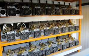 استخراج-بیت-کوین-با-گاز-پِرتی-از-میادین-نفتی-در-آمریکا