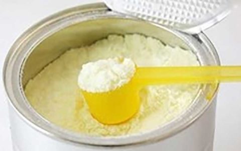 تائید سلامت شیرخشک هایی که صرفا از زنجیره رسمی توزیع، تهیه می شوند