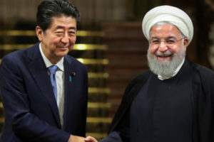روحانی-و-آبه