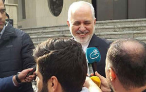 ظریف-شایعه-استعفای-خود-از-وزارت-خارجه-را-رد-کرد