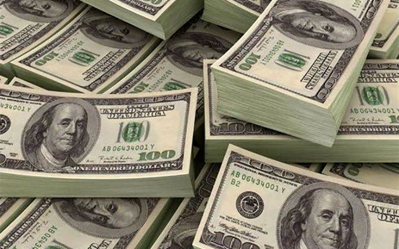 فروش ۲۳۲ میلیارد دلار ارز در بازارآزاد