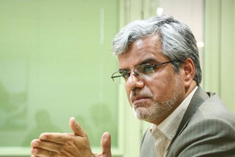 محمود صادقی