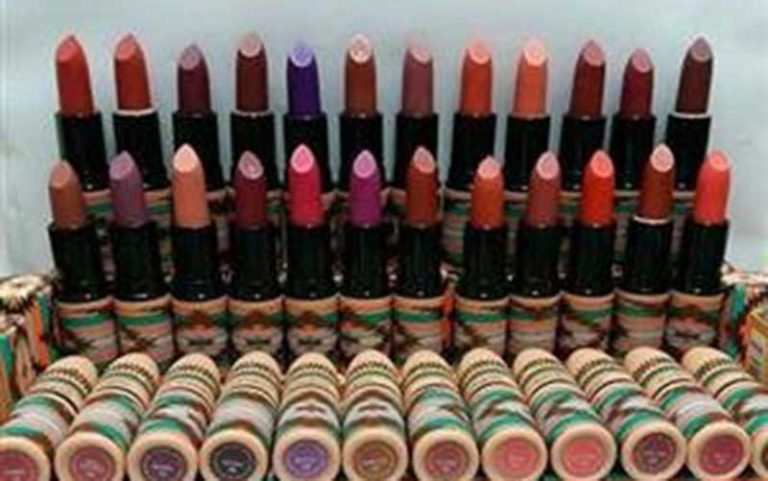 گزارش-نگران-کننده-استاندارد-از-وجود-سرب-در-رژ-لب‌های-مصرفی