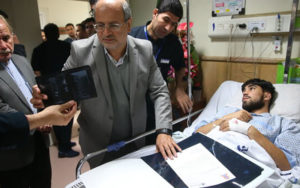 آزادکار-ضایعه-نخاعی-خواستار-ماندن-در-بیمارستان-شد