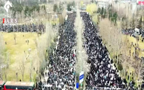 تصاویر هوایی از سیل جمعیت در مصلی