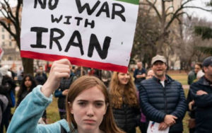 تظاهرات-آمریکایی‌ها-علیه-جنگ-با-ایران