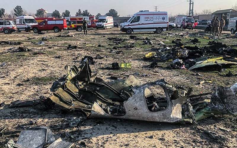 خاکسپاری-شماری-از-جان‌باختگان-سانحه-هوایی-و-گلایه-برخی-خانواده‌های-داغدار