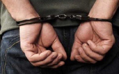 دستگیری سفیر انگلیس مقابل دانشگاه امیرکبیر 1 دستگیری سفیر انگلیس مقابل دانشگاه امیرکبیر