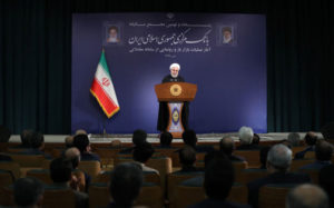 روحانی-من-بلد-نیستم-کاری-به-دنیا-نداشته-باشم-و-برای-حل-مشکلات-فقط-به-داخل-نگاه-کنم
