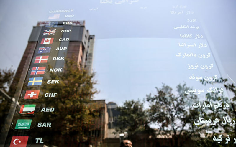 روند نزولی قیمت ارز در بازار آغاز شد