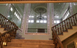 عمارت-اقدسیه-چرا-تخلیه-شد؟