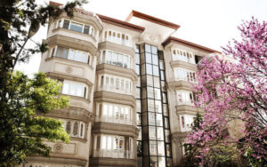 قیمت-آپارتمان-در-شرق-و-غرب-تهران-چند؟