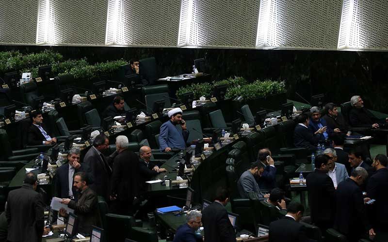 نقل-و-انتقال-انواع-خودرو-مشمول-مالیات-نقل-و-انتقال-می‌شود