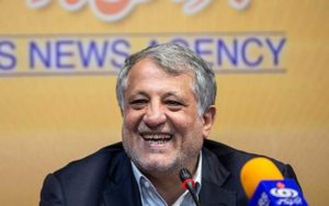 هاشمی-تا-به-حال-داخل-عمارت-اقدسیه-را-ندیده-ام