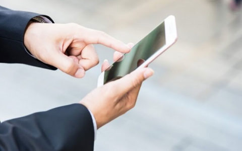 اپراتورهای موبایل برای فروش اطلاعات کاربران جریمه می شوند 1 اپراتورهای موبایل برای فروش اطلاعات کاربران جریمه می شوند