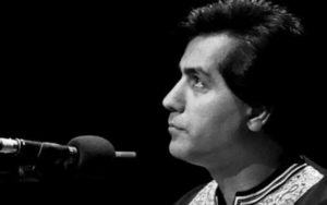 بازگشت-یک-خواننده-بعد-۱۲-سال-گزیده‌کار-و-سخت‌گیرم