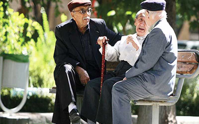 هشدار نسبت به کسر حقوق بازنشستگی برای صدور کارت هوشمند سلامت